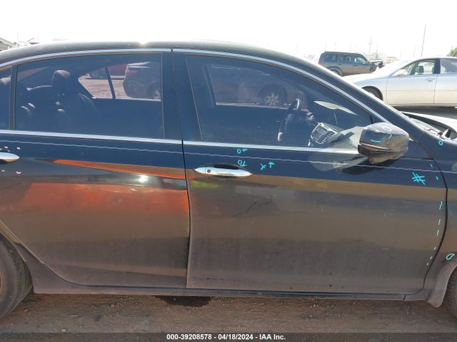 Honda Accord Touring 2015 1HGCR3F91FA026203 Image 14