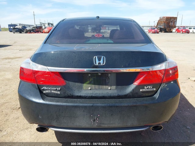 Honda Accord Touring 2015 1HGCR3F91FA026203 Image 17