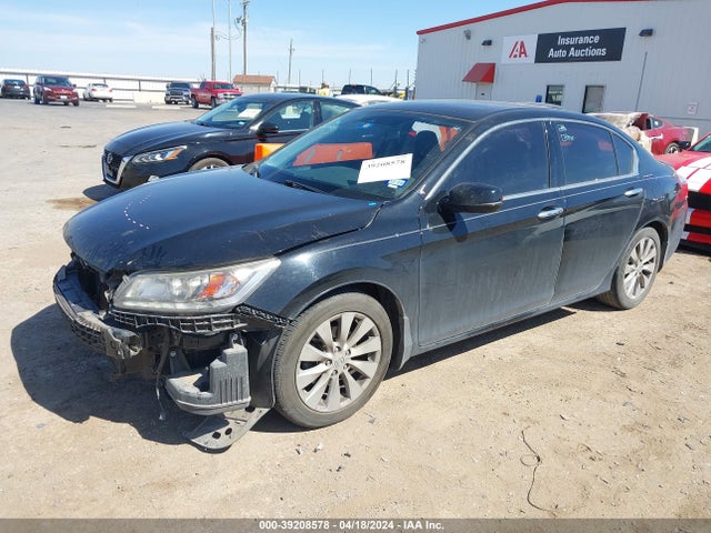 Honda Accord Touring 2015 1HGCR3F91FA026203 Image 2