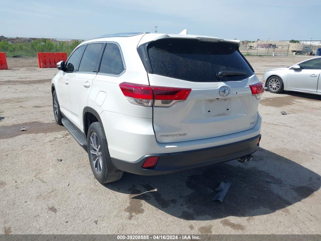 Toyota Highlander Xle 2019 5TDKZRFH0KS554266 Image 3