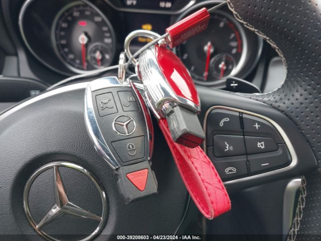 WDDSJ4GB2HN407875 Mercedes-Benz CLA 250 4MATIC