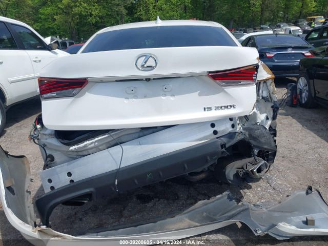 JTHBA1D21H5047946 Lexus IS 200T