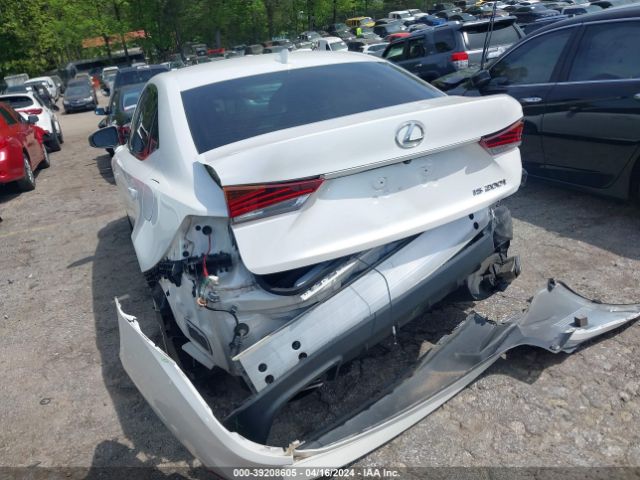 JTHBA1D21H5047946 Lexus IS 200T