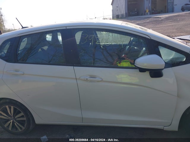 Honda FIT EX 2018 3HGGK5H87JM721531 Image 13