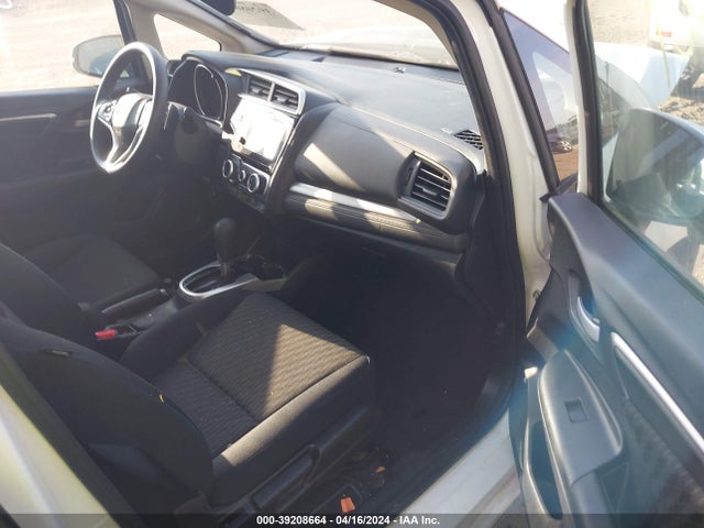 Honda FIT EX 2018 3HGGK5H87JM721531 Image 5