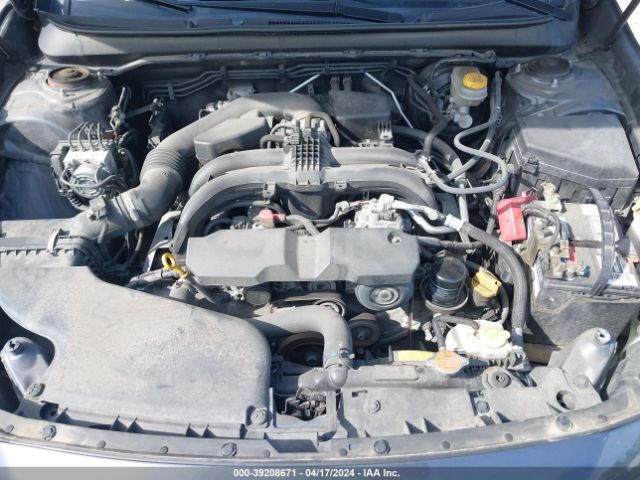 4S3BNAA61F3050657 Subaru Legacy 2.5i