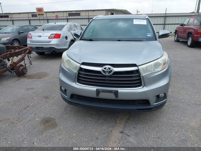 Toyota Highlander Xle V6 2014 5TDKKRFH3ES037150 Image 12