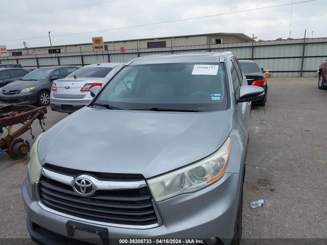 Toyota Highlander Xle V6 2014 5TDKKRFH3ES037150 Image 6