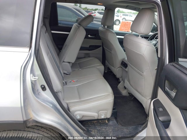 Toyota Highlander Xle V6 2014 5TDKKRFH3ES037150 Image 8