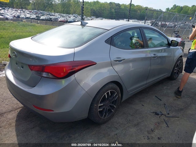 Hyundai ELANTRA SE 2015 5NPDH4AE1FH570709 Image 4
