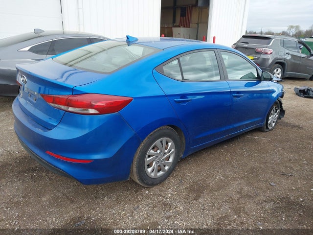 Hyundai ELANTRA SE 2017 KMHD74LFXHU124507 Image 4