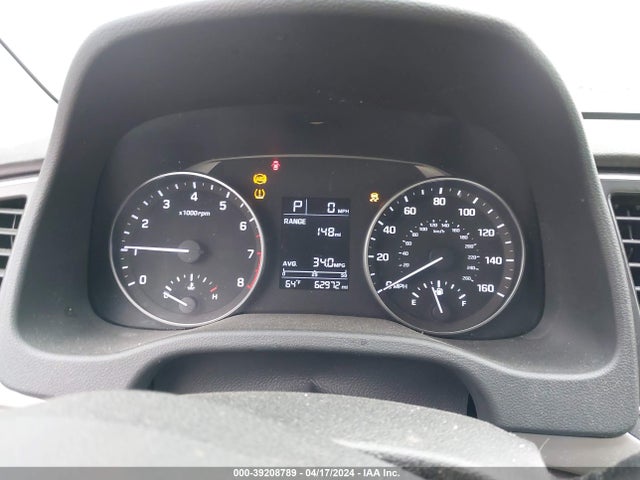 Hyundai ELANTRA SE 2017 KMHD74LFXHU124507 Image 7