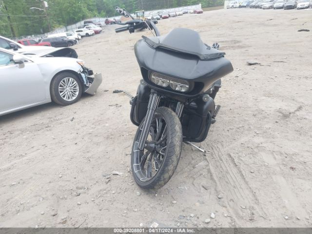2017 HARLEY-DAVIDSON FLTRXS 1HD1KTC16HB617535 Photo 4