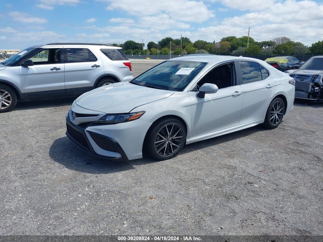 Toyota CAMRY SE 2022 4T1G11AK1NU018486 Image 2