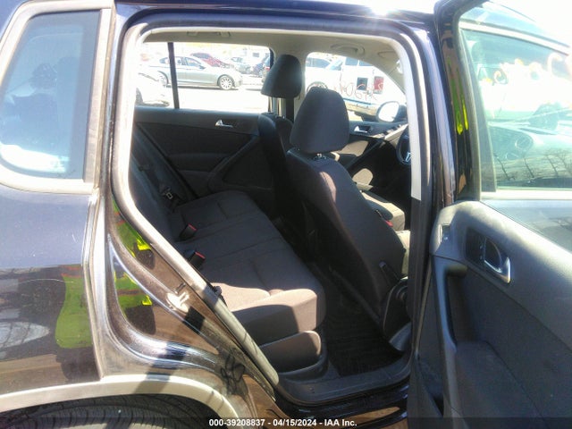 WVGAV7AX9HK055066 Volkswagen Tiguan 2.0t/2.0t S