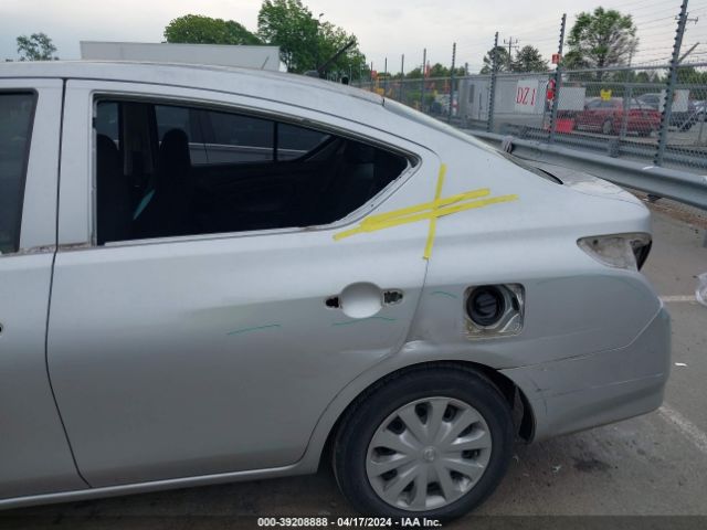 3N1CN7AP9GL864919 Nissan Versa 1.6 S