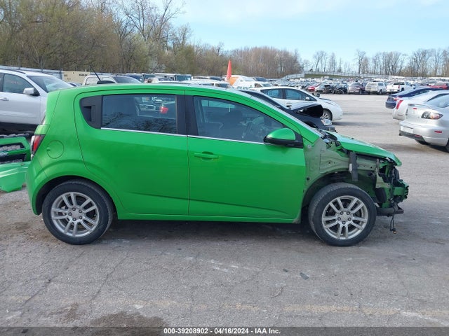Chevrolet Sonic Lt Auto 2015 1G1JC6SB9F4114246 Image 14