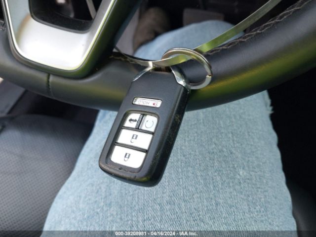 1HGCV2F98JA031901 Honda Accord Touring 2.0t