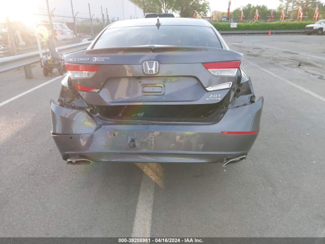 1HGCV2F98JA031901 Honda Accord Touring 2.0t