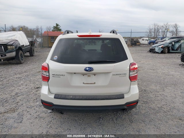 Subaru Forester 2.5i Premium 2016 JF2SJADC4GH510056 Image 16