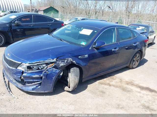 KIA Optima Lx 2018 5XXGT4L31JG219763 Image 2