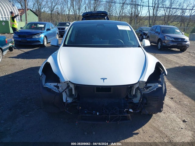 5YJYGDEE7MF229440 Tesla Model Y Long Range Dual Motor All-wheel Drive