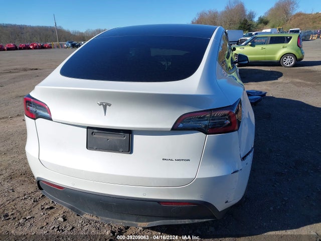 5YJYGDEE7MF229440 Tesla Model Y Long Range Dual Motor All-wheel Drive