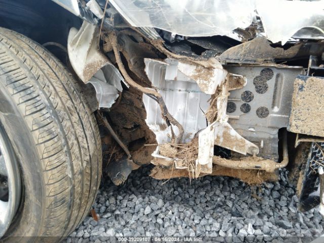 4T1BF1FK8HU746945 Toyota CAMRY SE