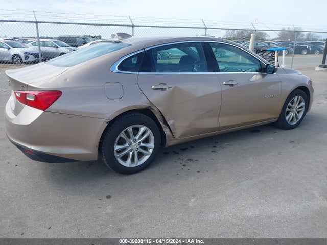 Chevrolet MALIBU LT 2018 1G1ZD5ST5JF230950 Image 4