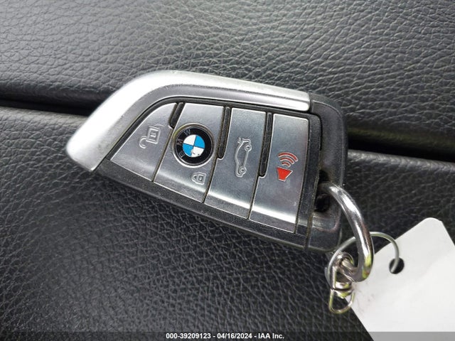 BMW M550i Xdrive 2018 WBAJB9C54JB035749 Image 11