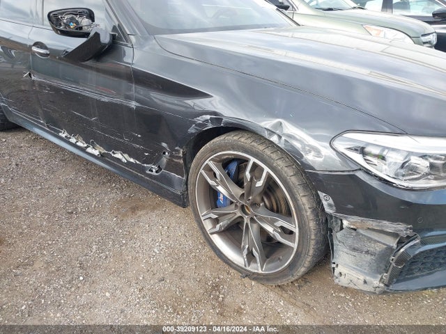 BMW M550i Xdrive 2018 WBAJB9C54JB035749 Image 17