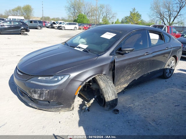 Chrysler 200 S 2015 1C3CCCDG9FN530674 Image 2