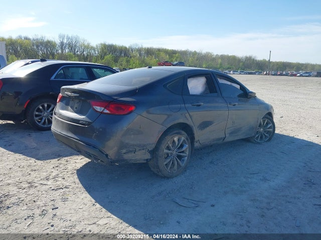 Chrysler 200 S 2015 1C3CCCDG9FN530674 Image 4