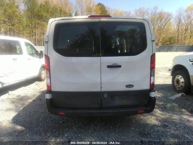 Ford Transit-250 2019 1FTYR1ZM9KKB00724 Image 16