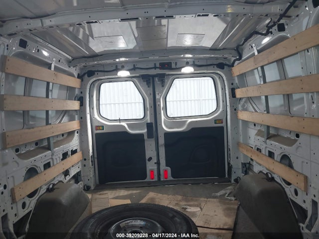 Ford Transit-250 2019 1FTYR1ZM9KKB00724 Image 8