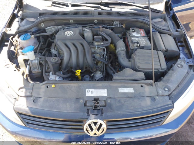 3VW2K7AJ4EM368640 Volkswagen Jetta 2.0l S
