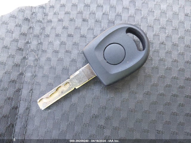 3VW2K7AJ4EM368640 Volkswagen Jetta 2.0l S