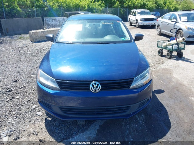 3VW2K7AJ4EM368640 Volkswagen Jetta 2.0l S