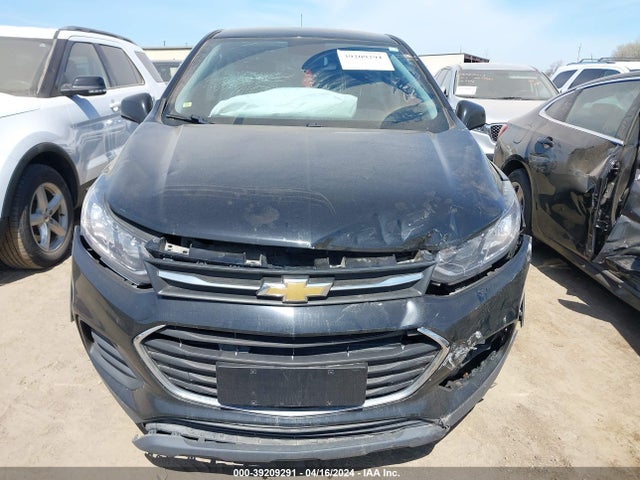 Chevrolet TRAX LS 2018 3GNCJKSB1JL305880 Image 12