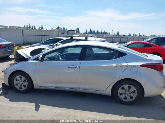 Hyundai ELANTRA SE 2016 5NPDH4AE0GH685688 Image 15