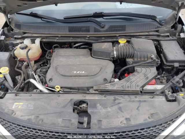 2C4RC1GG9HR747931 Chrysler Pacifica Limited