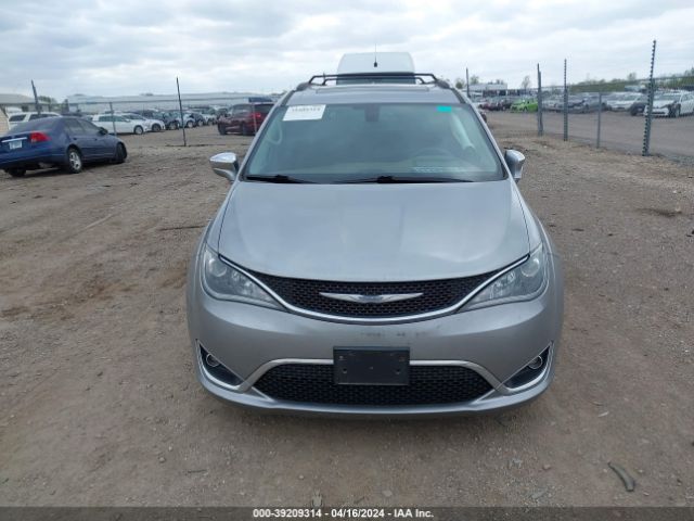 2C4RC1GG9HR747931 Chrysler Pacifica Limited
