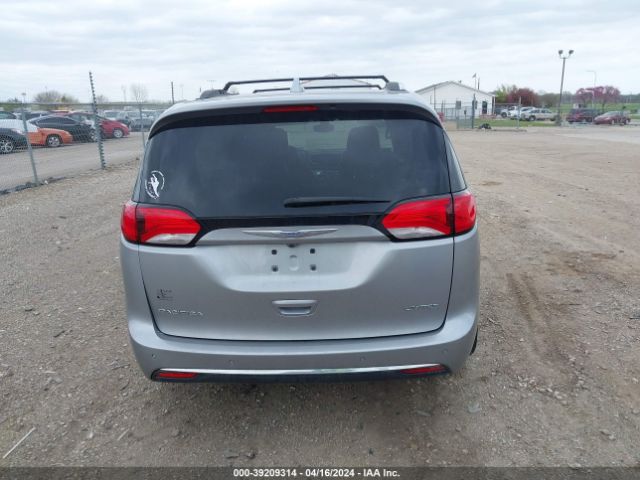 2C4RC1GG9HR747931 Chrysler Pacifica Limited