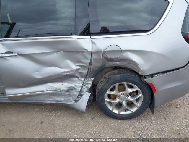 2C4RC1GG9HR747931 Chrysler Pacifica Limited