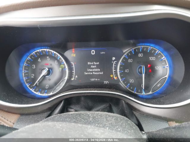 2C4RC1GG9HR747931 Chrysler Pacifica Limited