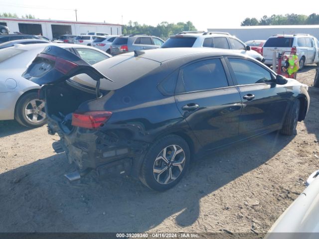 3KPF24ADXME336619 KIA Forte Lxs