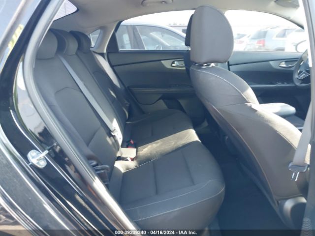 3KPF24ADXME336619 KIA Forte Lxs