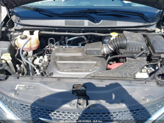 2C4RC1DG5MR530391 Chrysler Voyager Lxi