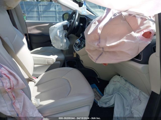 2C4RC1DG5MR530391 Chrysler Voyager Lxi