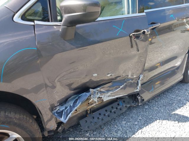 2C4RC1DG5MR530391 Chrysler Voyager Lxi